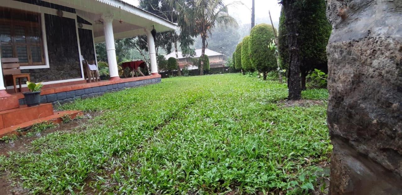 Cassells Jungle Resorts Thekkady Vandiperiyār Extérieur photo