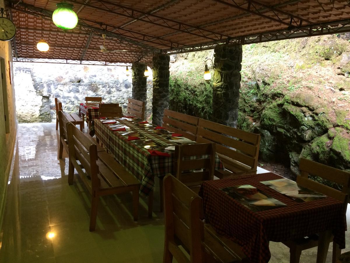 Cassells Jungle Resorts Thekkady Vandiperiyār Extérieur photo