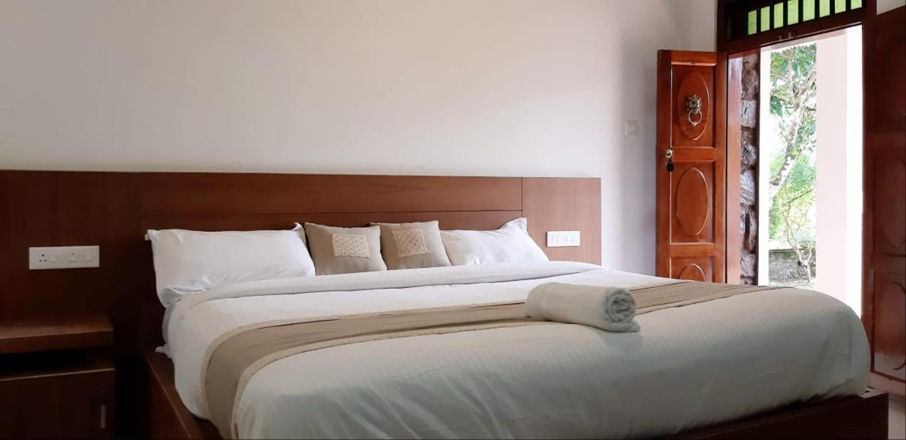 Cassells Jungle Resorts Thekkady Vandiperiyār Extérieur photo